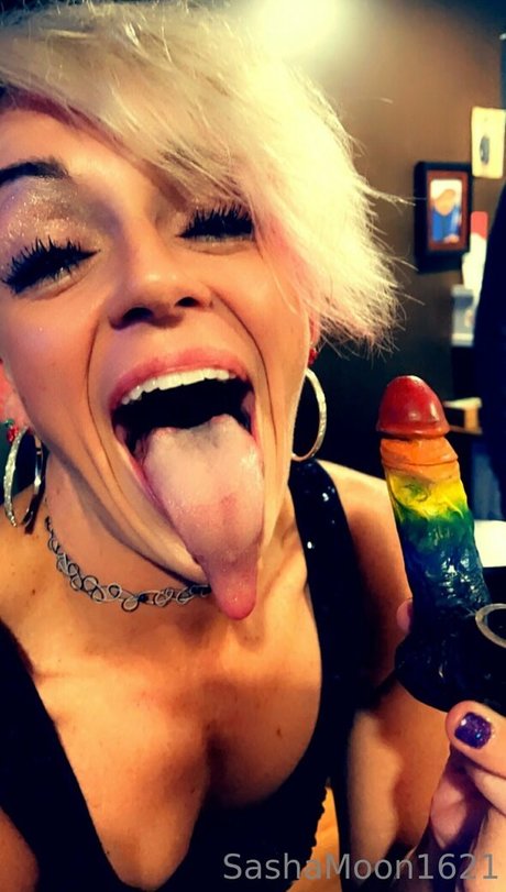 sashamoon1621 jolie actrice galerie