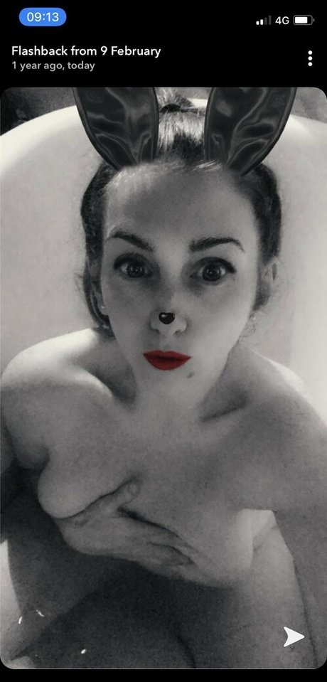 curvykgirl actrice sexy photo