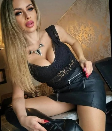 Milenka star du porno exclusive photo