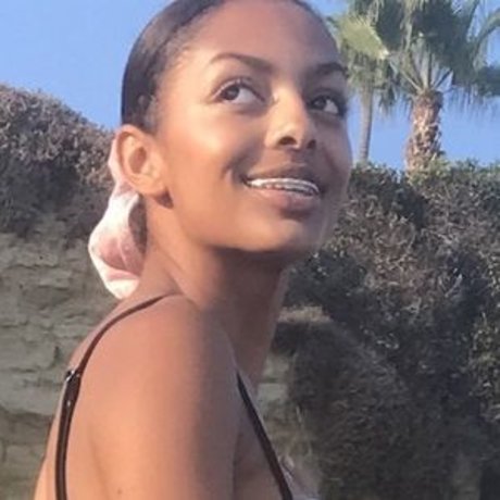 Official Anaiis star exclusive collection