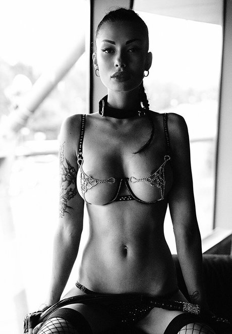 salope bondage onlyfans art xxx photo