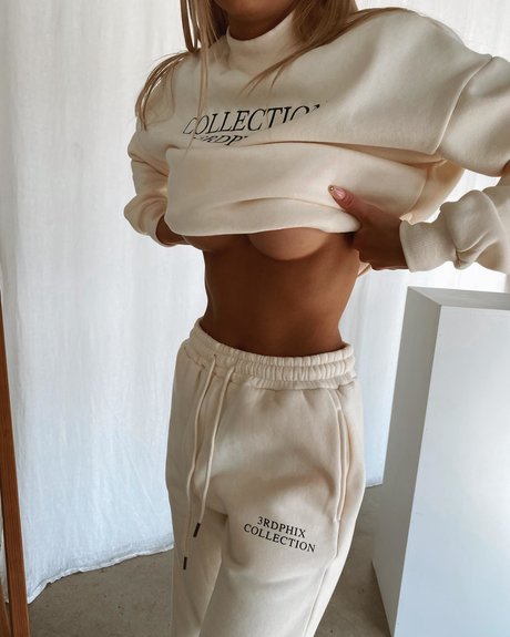 Tahlia Skaines modèle de haute qualité galerie