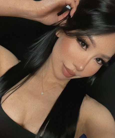 fétichisme des pieds ébène onlyfans chaud et sexy collection