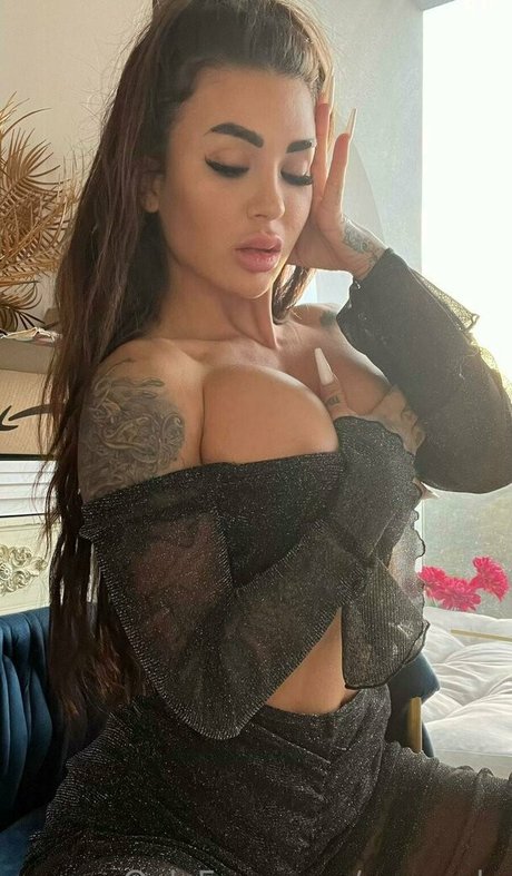 bang uniquementfans gratuit parfait photo