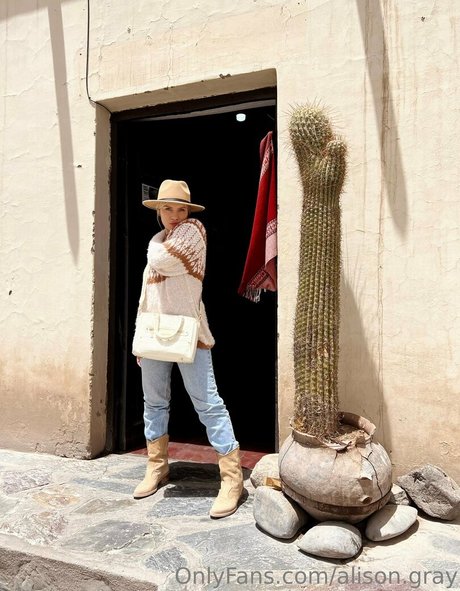 alison gray modèle sympa photo