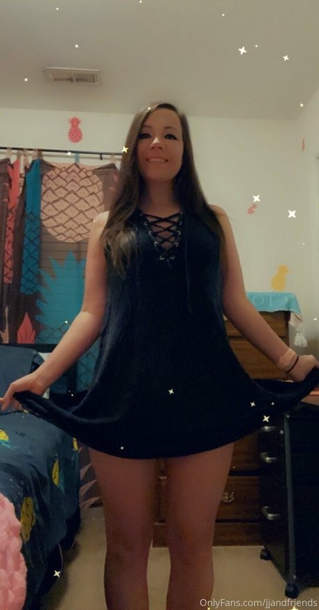 jjandfriends jolie actrice image