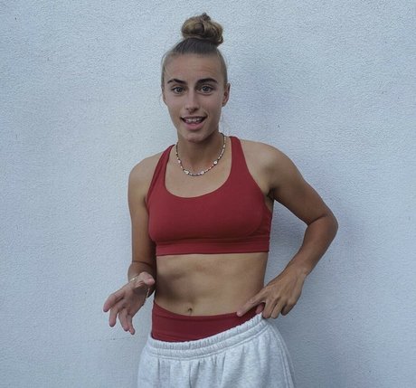 kailanovak actrice artistique des photos