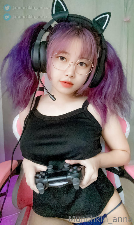 munchkin anna haut de star du porno images