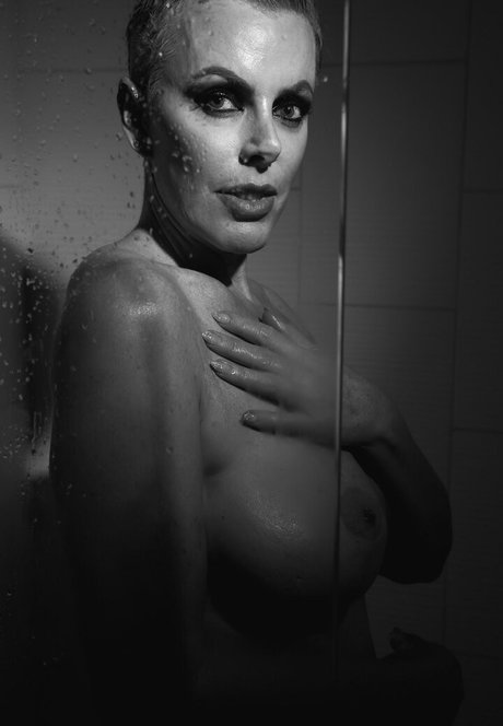 Madame Elise modèle parfait galerie