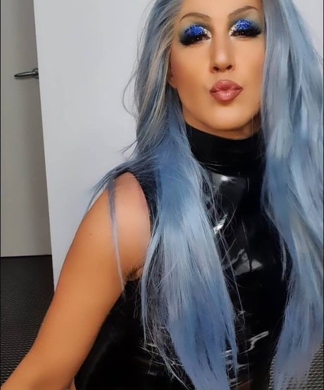 jolie ébène onlyfans nu meilleur photo