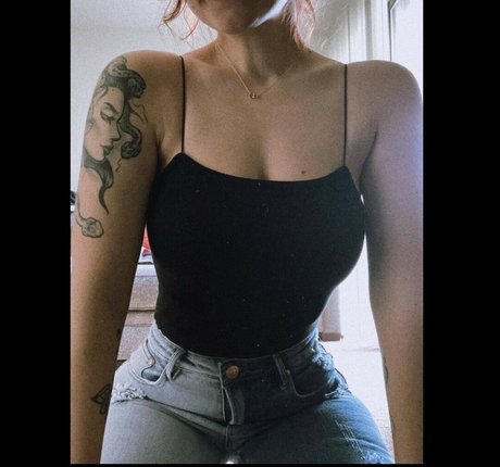 Kaytlin Lovely jolie étoile archive