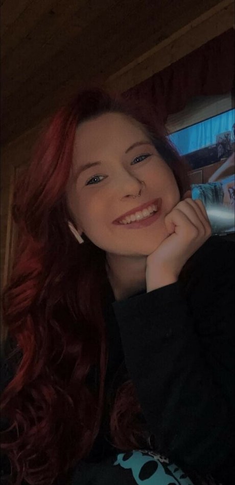 Redisright actrice adulte img