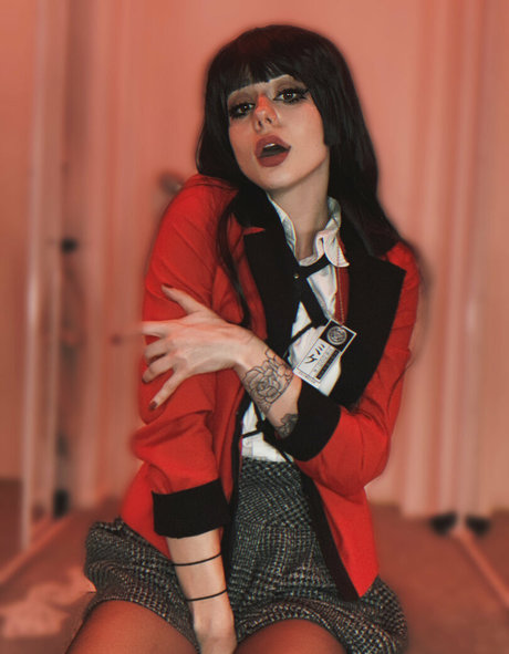 erinrileycos modèle chaud des photos