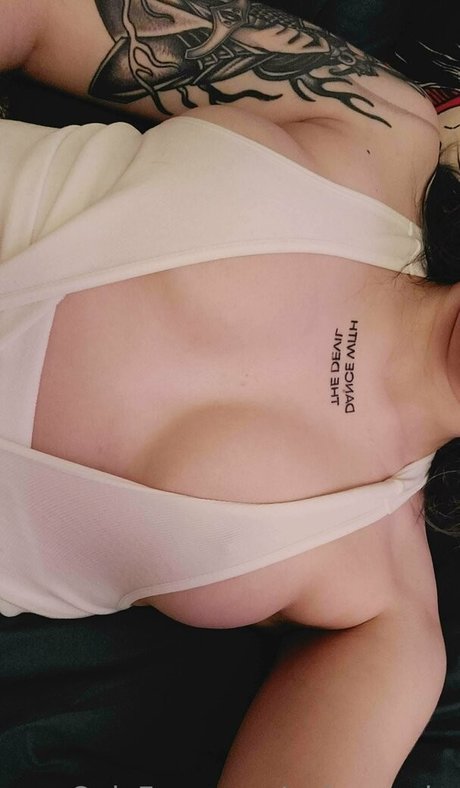 quinnpeaks actrice de nus photos