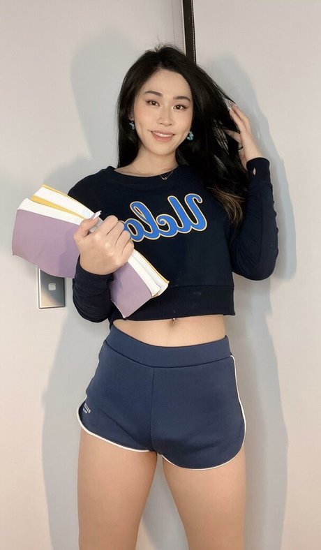 Khloe Kiss xxx étoile images