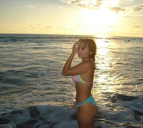 Ester Dobrik modèle magnifique img