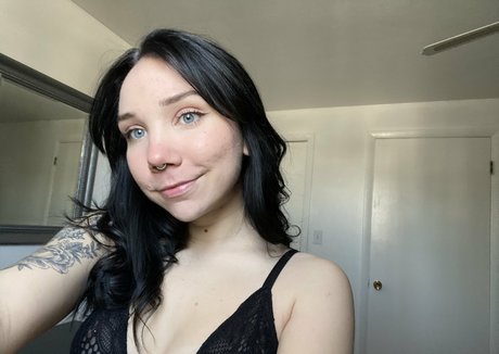 Glizzy McGuire star du porno belle collection