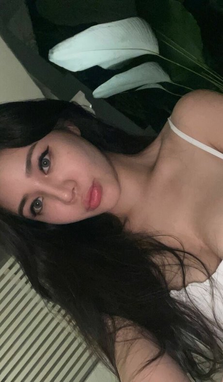 Bunniejin modèles nus images