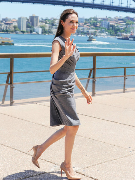 Angelina Jolie modèle exclusif des photos