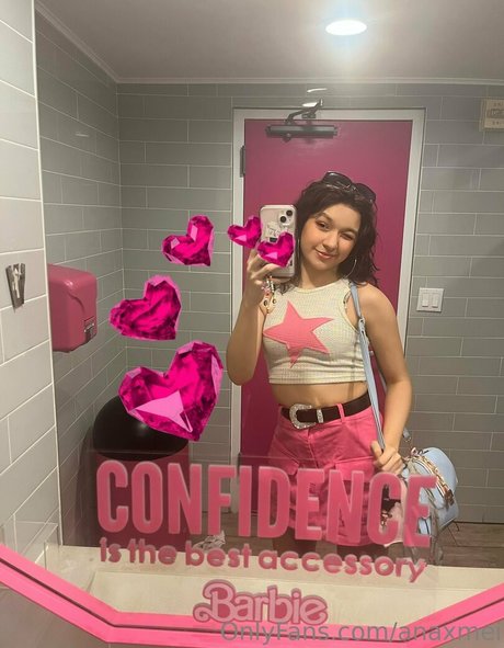 anaxmei modèle pornographique images