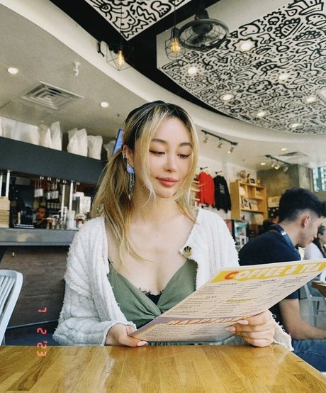 Wengie xxx étoile images