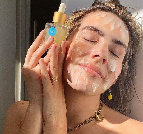 Madalin Giorgetta modèle sexy galerie