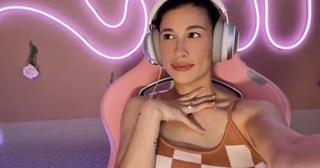 Femsteph modèle pornographique photos