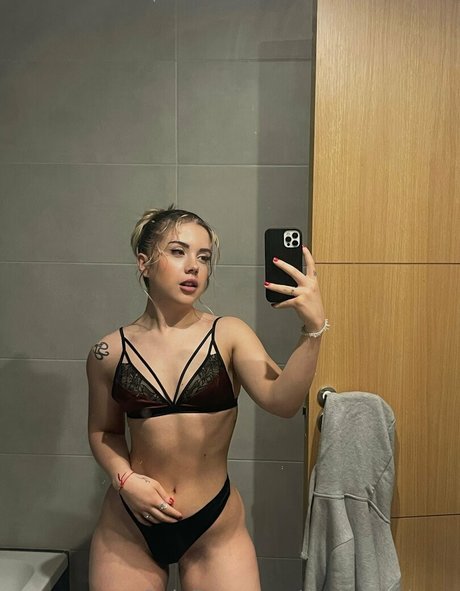 fans masculins asiatiques uniquement nu des photos