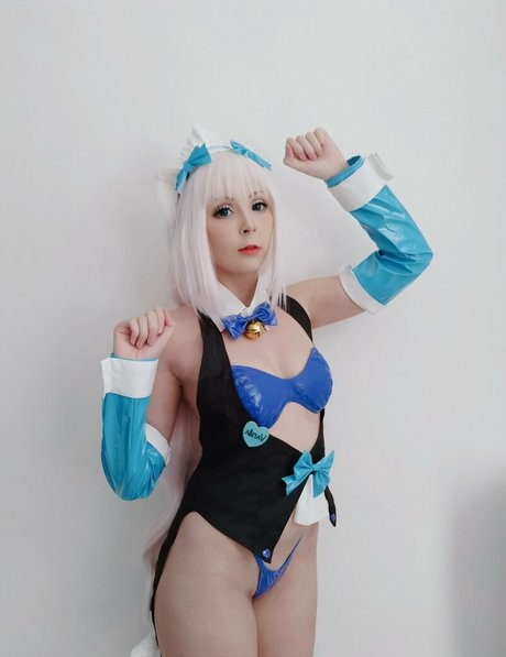 christineusi actrice chaude photos