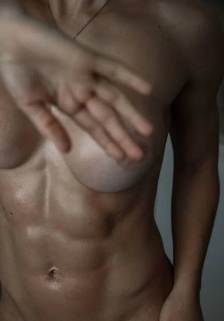 Guznenkova Valeria nus de stars du porno des photos