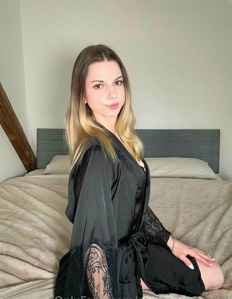 sammygoeswild actrice images