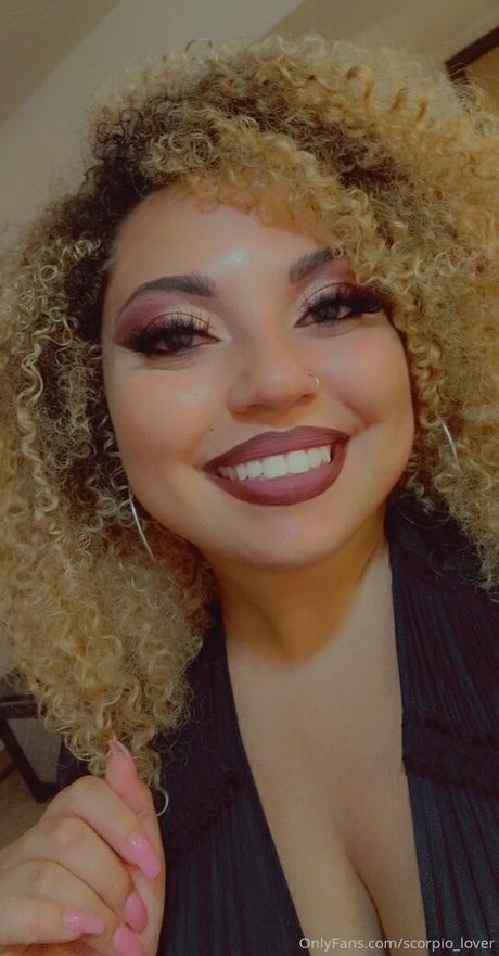 hot lips modèle xxx photo