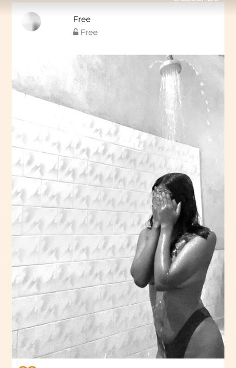 Uva Roy actrice nue archive