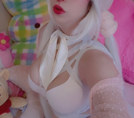 Pr1nc3ssPeach13 star érotique archive