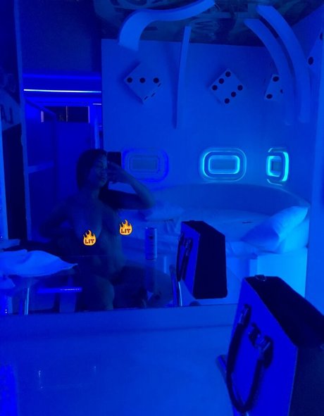 ofcbea_ actrice sexy img