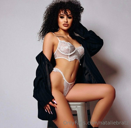 NatalieBratz jolie star du porno collection