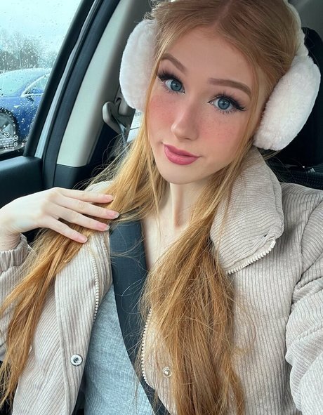 averyyskye actrice érotique galerie