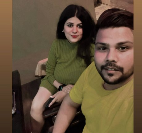 tejaswi pandeyy art modèle img