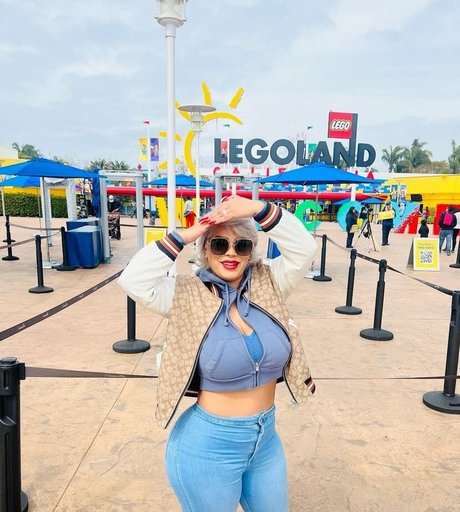 Myra La Chula modèle artistique img