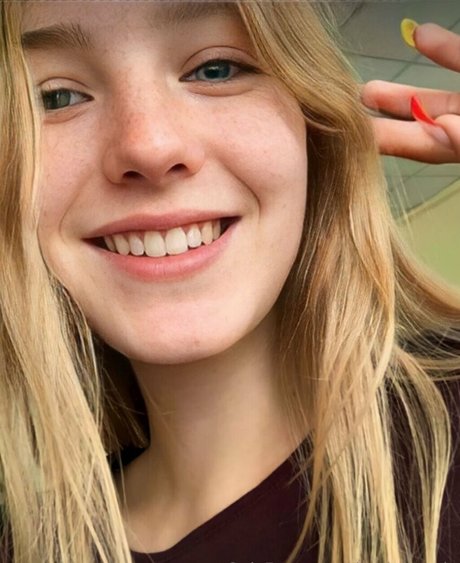 dominia noir actrice de nus collection