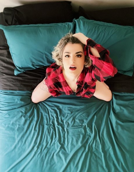 pom-pom girl nue onlyfans parfait et sexy images