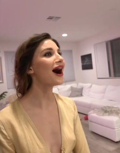 Shawna Della Ricca étoile magnifique galeries