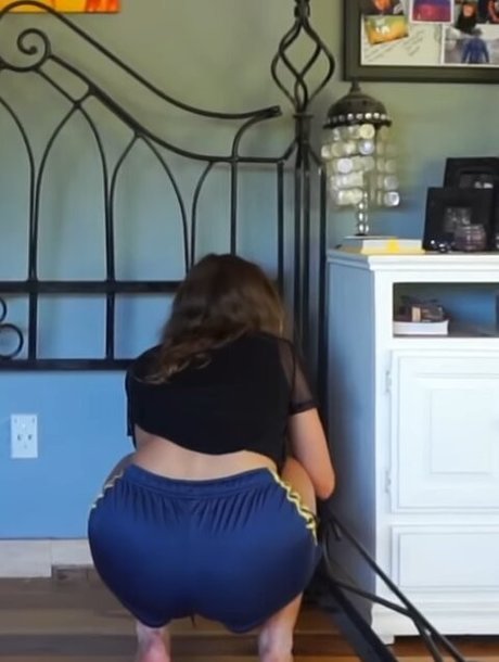 Brooke Bush jolie star du porno galerie