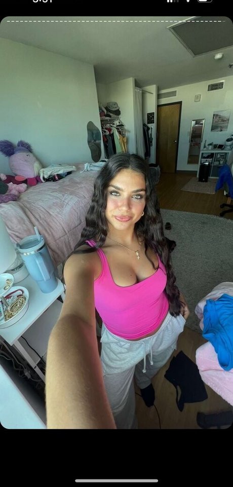 Alisa Kotlyarenko meilleure étoile des photos