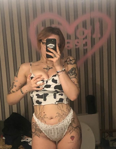 Xenlix actrice érotique galeries