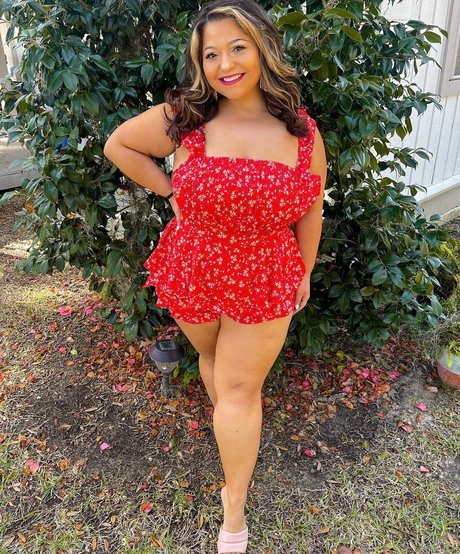 Brittney Lynn Vozar modèle meilleur image