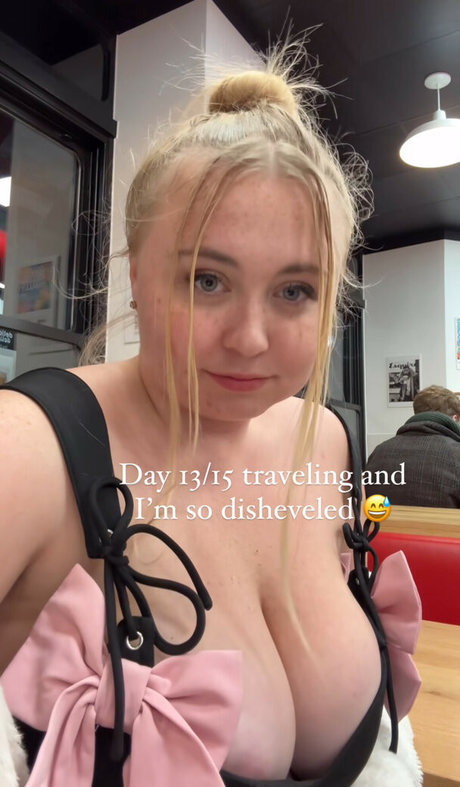 Niki Peacock beau modèle collection