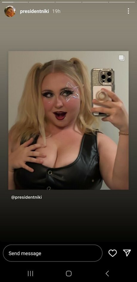 Niki Peacock top star des photos