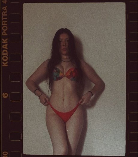 mell gonzalezz modèle sympa image