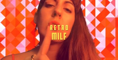 Domme Tomorrow sexe star archive